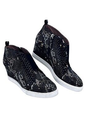 Linea Paolo Snake Print Wedge Sneakers Side Zippers Elastic Gore Womens 9.5M